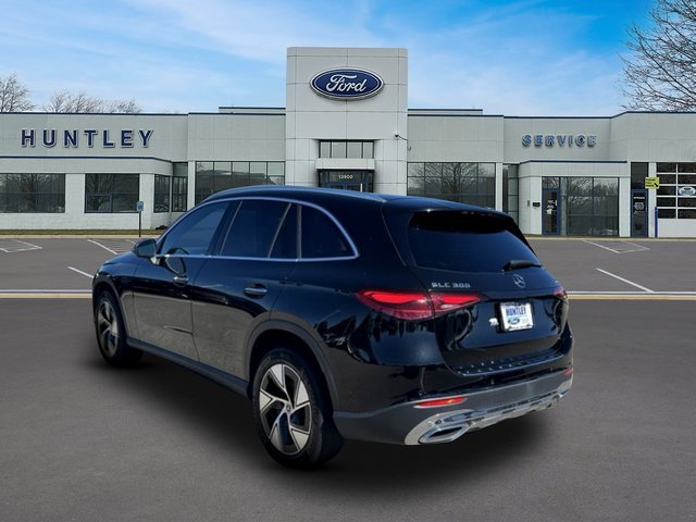 2024 Mercedes-Benz GLC GLC 300 — photo 6 of 31