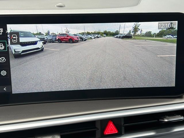 2025 Kia Sorento Plug-In Hybrid SX Prestige — photo 38 of 45