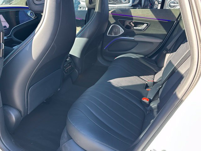 2023 Mercedes-Benz EQS 580 — photo 13 of 31