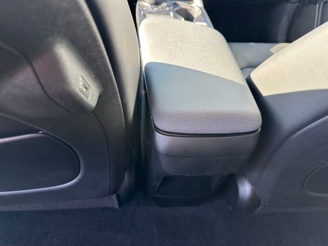 2024 Kia EV6 Wind — photo 16 of 27