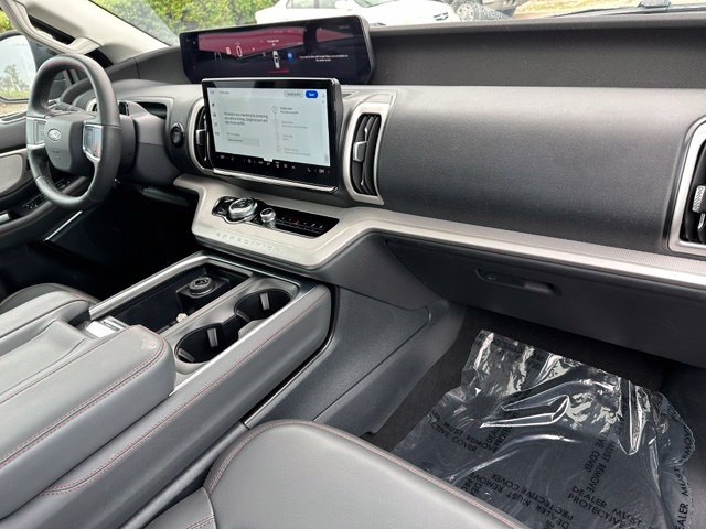 2025 Ford Expedition Active — photo 9 of 41