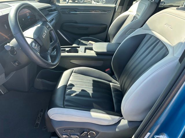 2024 Kia EV9 GT-Line — photo 22 of 59