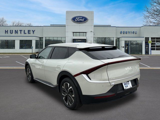 2024 Kia EV6 Light — photo 6 of 25