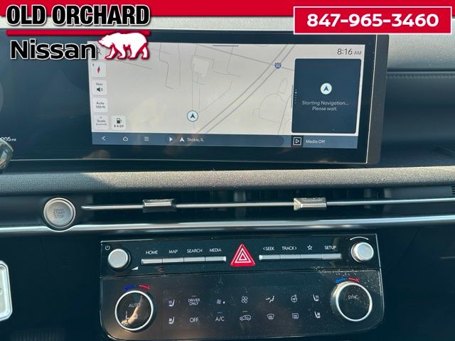 2025 Hyundai Tucson Hybrid Limited — photo 16 of 22