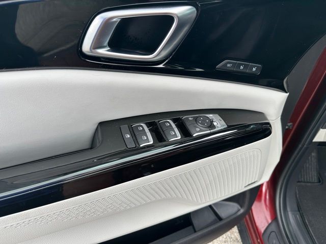2023 Kia Carnival SX Prestige — photo 23 of 36