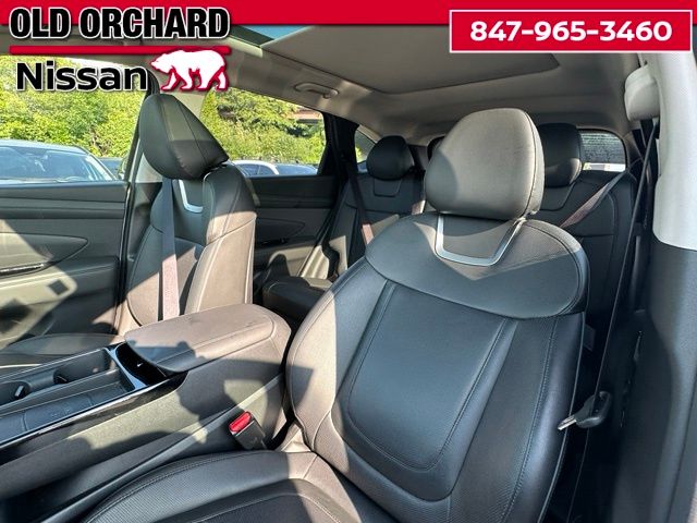 2025 Hyundai Tucson Hybrid Limited — photo 11 of 22