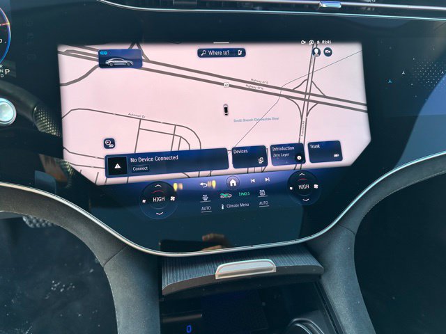 2023 Mercedes-Benz EQS 580 — photo 24 of 31