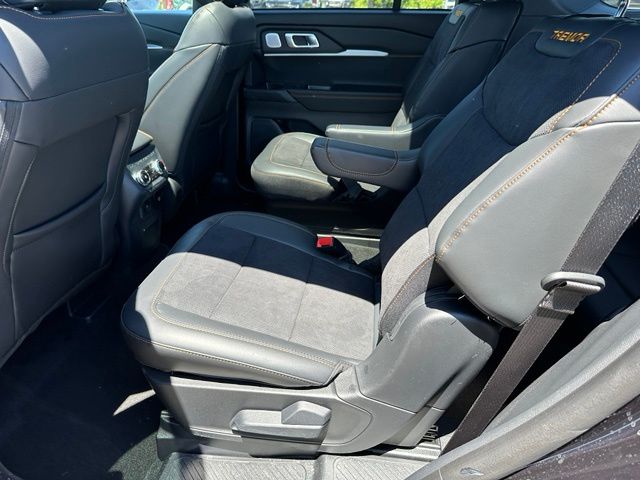 2026 Ford Explorer Tremor — photo 18 of 38