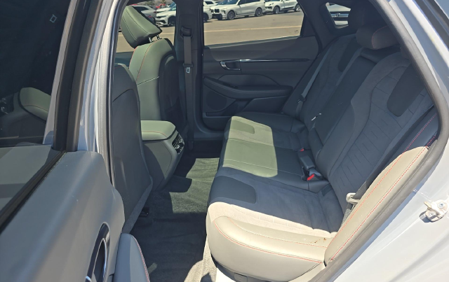 2025 Hyundai Sonata N Line — photo 9 of 10