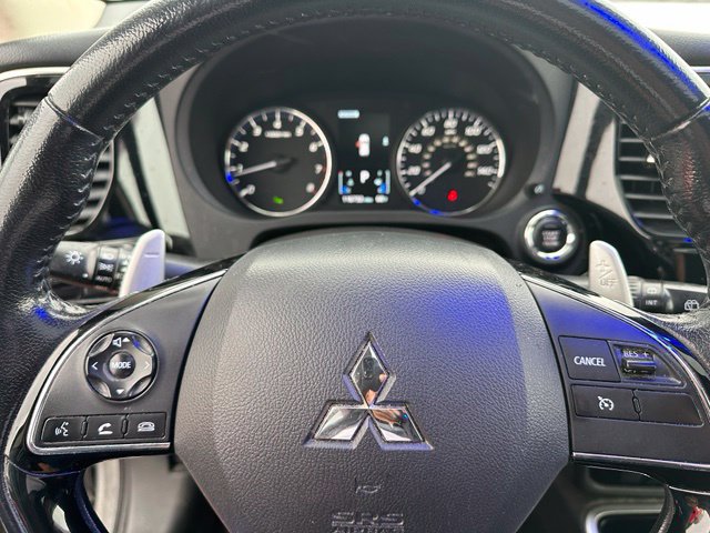 2017 Mitsubishi Outlander GT — photo 24 of 25