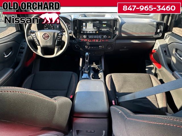 2025 Nissan Frontier PRO-4X — photo 16 of 22