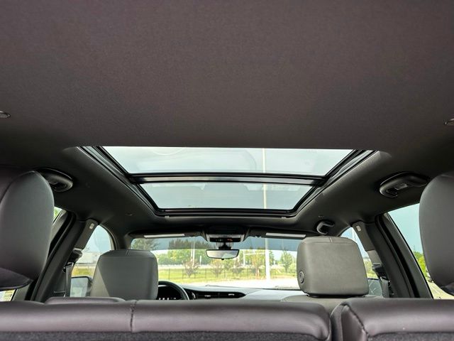 2024 Cadillac XT5 Premium Luxury — photo 13 of 36