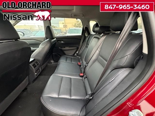 2023 Nissan Rogue SL — photo 14 of 22