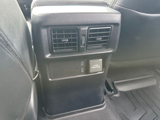 2025 Toyota 4Runner TRD Off-Road Premium — photo 17 of 30