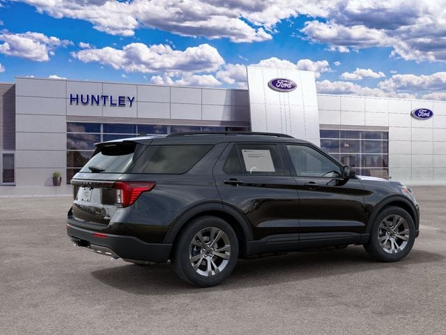 2027 Ford Explorer Active — photo 7 of 54