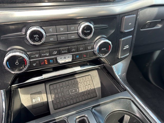 2023 Ford F-150 Lariat — photo 21 of 30