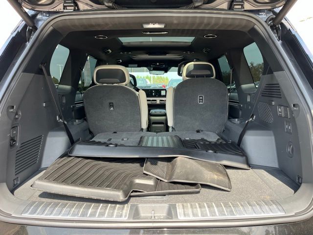 2024 Kia EV9 GT-Line — photo 9 of 44