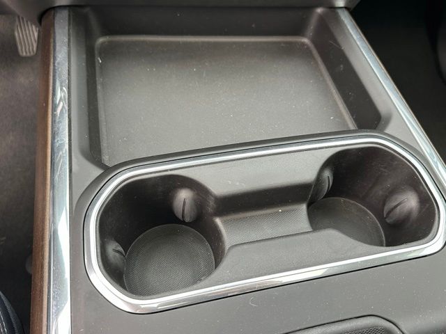2024 Chevrolet Silverado 2500HD High Country — photo 20 of 53