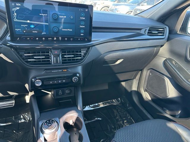 2024 Ford Escape ST-Line — photo 20 of 29