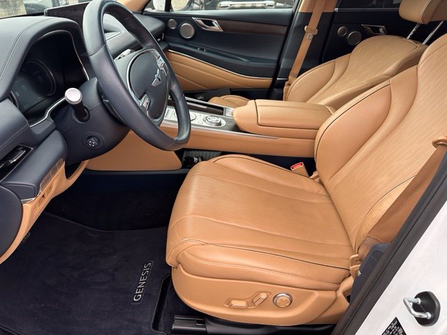 2022 Genesis GV80 2.5T — photo 21 of 39