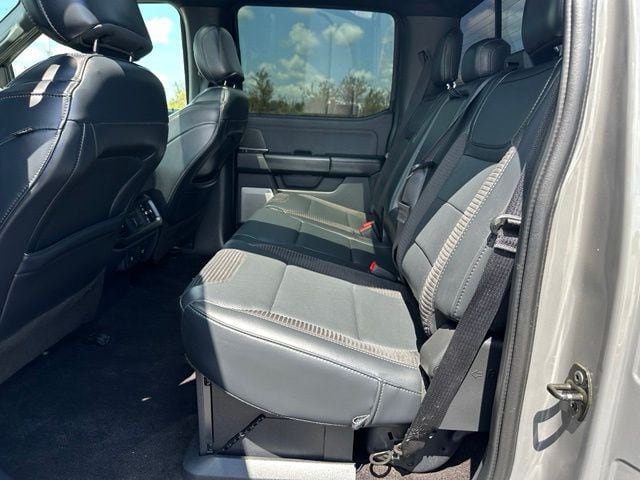2021 Ford F-150 Raptor — photo 9 of 33
