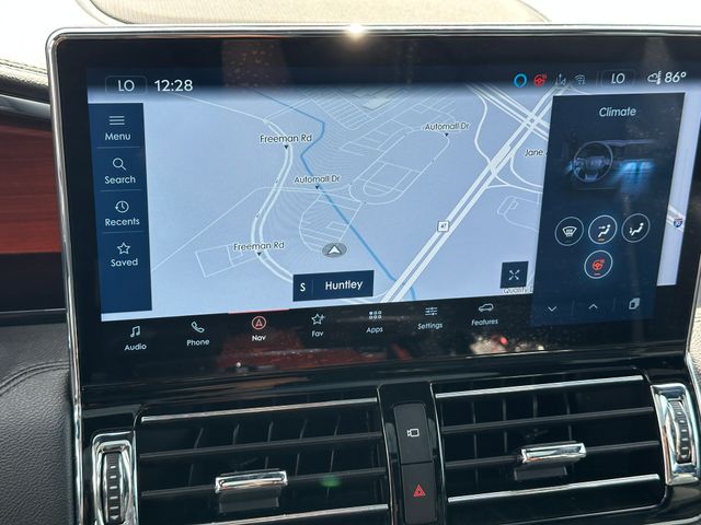 2022 Lincoln Navigator Reserve — photo 29 of 36