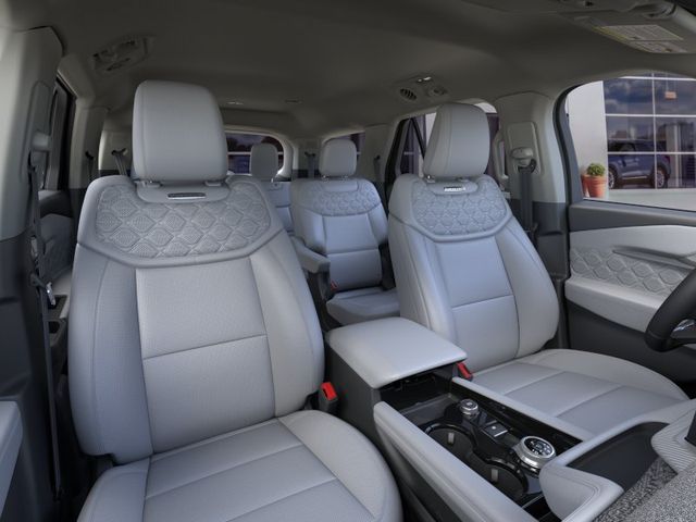 2026 Ford Explorer Platinum — photo 11 of 54