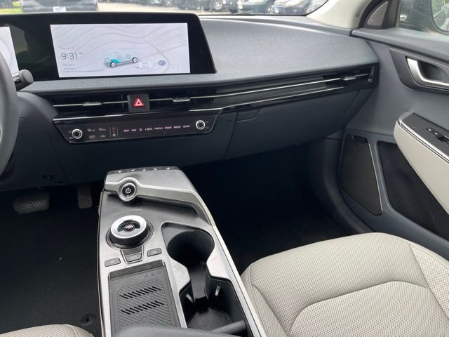 2024 Kia EV6 Wind — photo 15 of 32