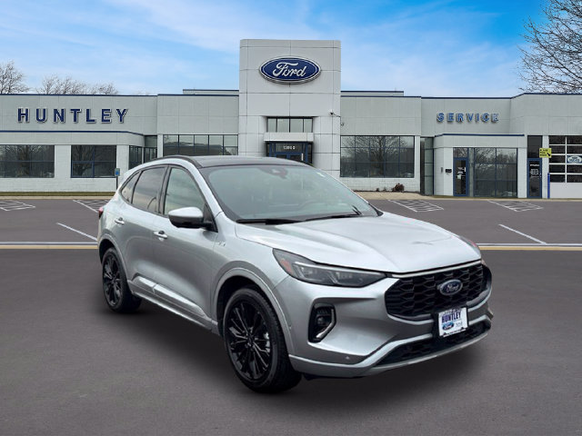 2023 Ford Escape ST-Line Elite — photo 3 of 31