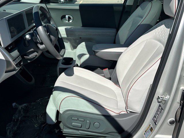 2024 Hyundai IONIQ 5 Limited — photo 20 of 41