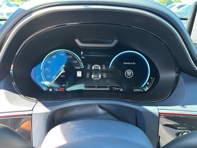 2023 Genesis GV70 2.5T — photo 38 of 41