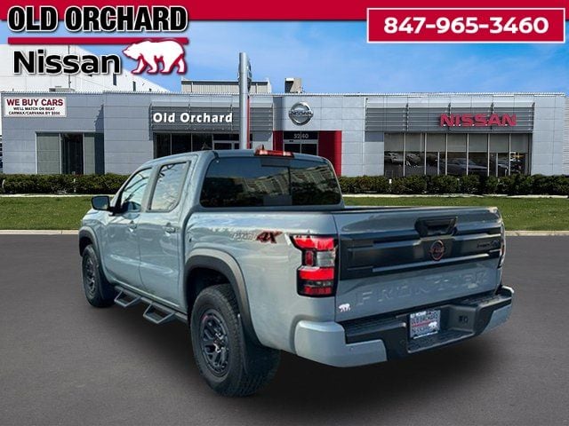 2025 Nissan Frontier PRO-4X — photo 8 of 22
