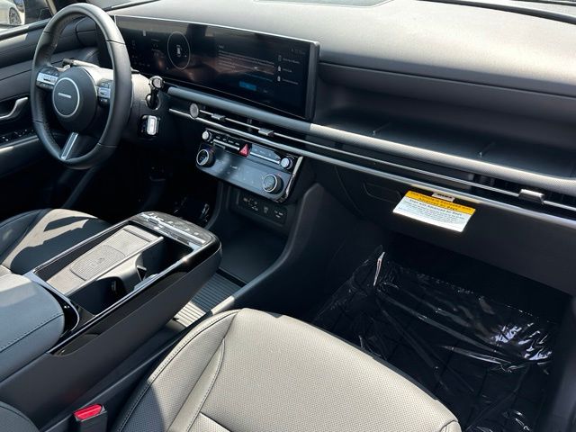 2025 Hyundai Tucson Hybrid SEL Convenience — photo 10 of 35