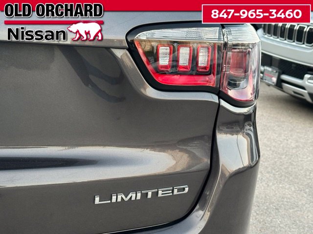 2022 Jeep Compass Limited — photo 10 of 22