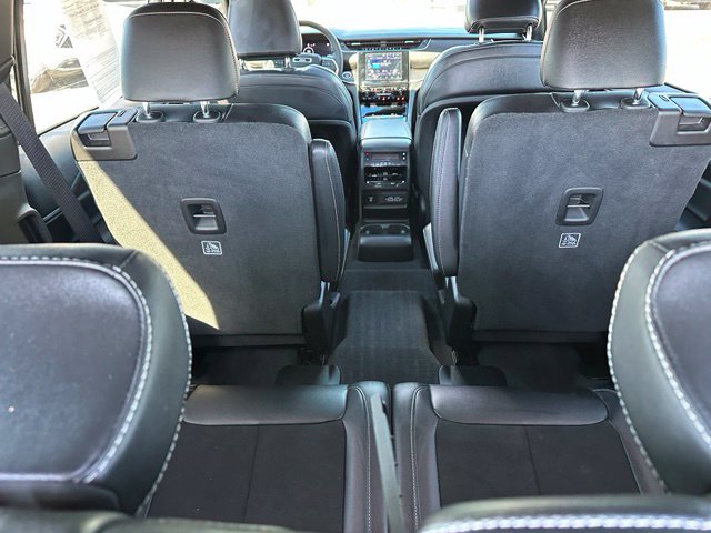 2024 Jeep Grand Cherokee L Altitude X — photo 13 of 31