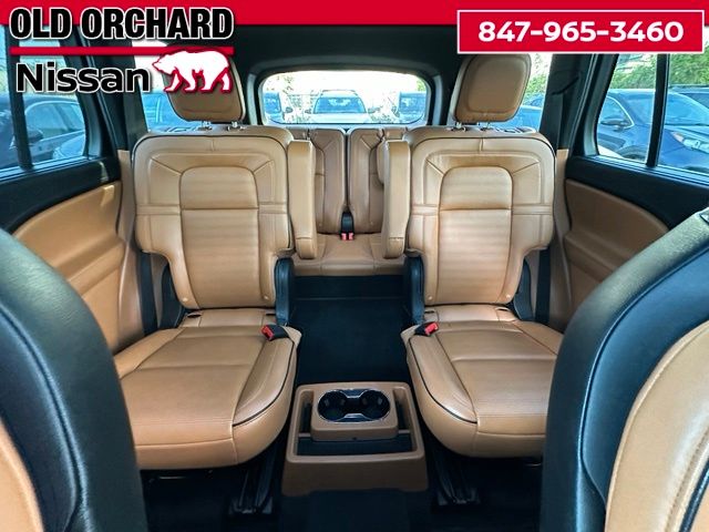 2023 Lincoln Aviator Black Label — photo 13 of 24