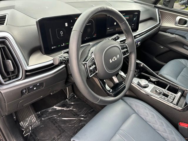 2025 Kia Sorento Plug-In Hybrid SX Prestige — photo 25 of 45