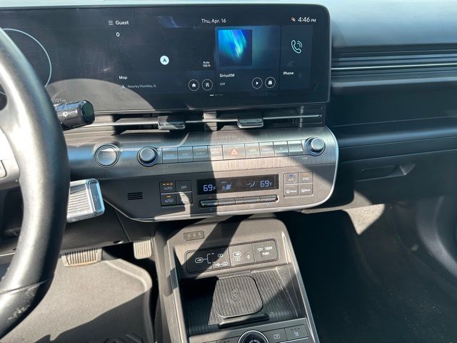2024 Hyundai Kona Limited — photo 18 of 29