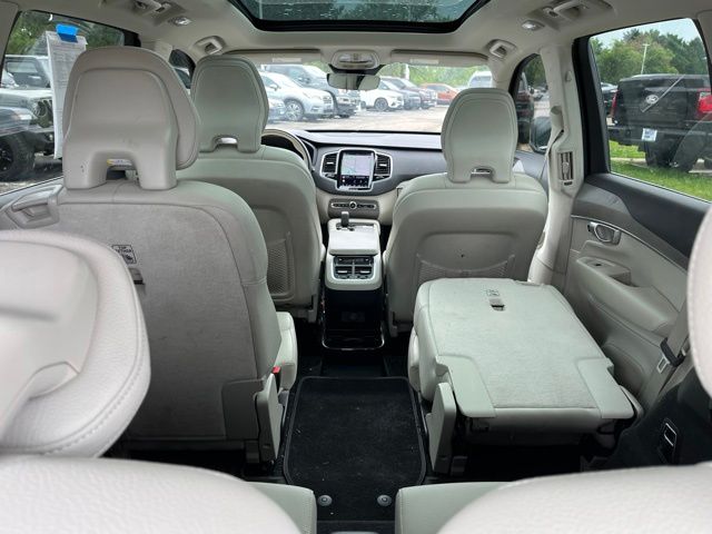 2023 Volvo XC90 B6 Plus 6-Seater — photo 9 of 28