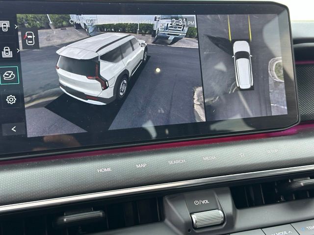 2024 Kia EV9 GT-Line — photo 39 of 43