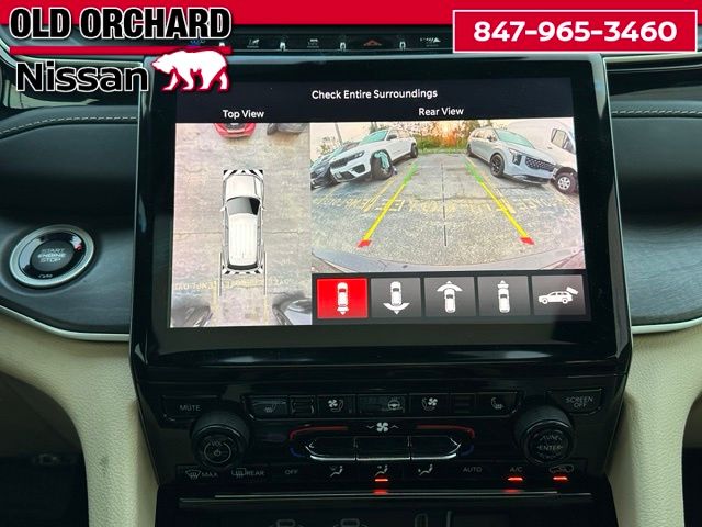 2022 Jeep Grand Cherokee 4xe — photo 16 of 22