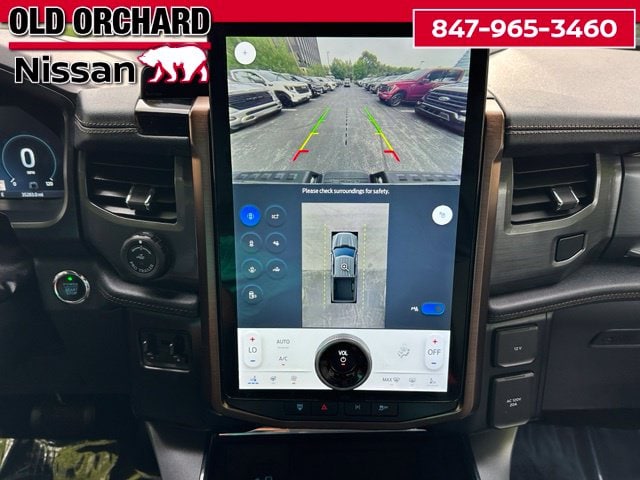 2023 Ford F-150 Lightning Lariat — photo 19 of 24