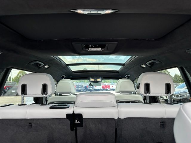 2024 BMW X7 xDrive40i — photo 14 of 34