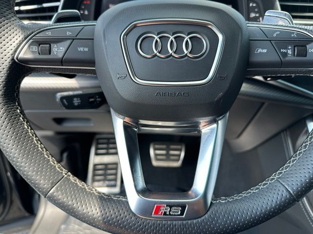 2023 Audi RS Q8 4.0T — photo 26 of 29