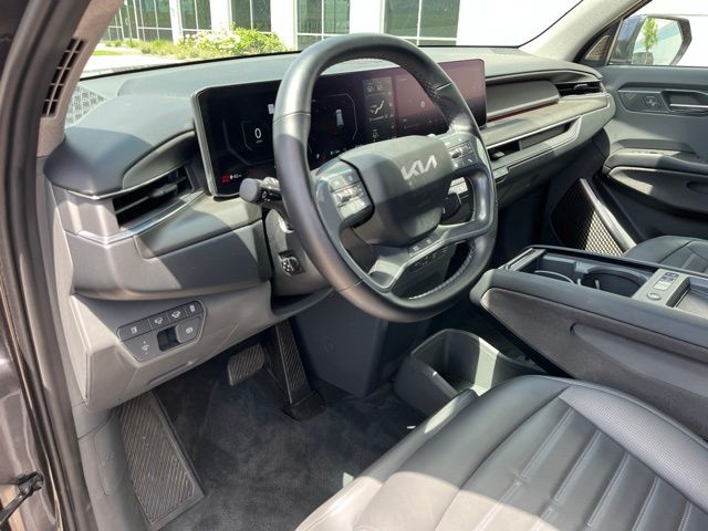 2024 Kia EV9 Land — photo 27 of 45
