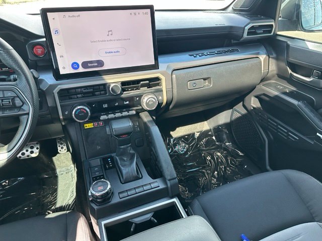 2024 Toyota Tacoma TRD Sport — photo 15 of 36