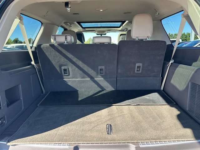 2023 Lincoln Navigator L Reserve — photo 11 of 37