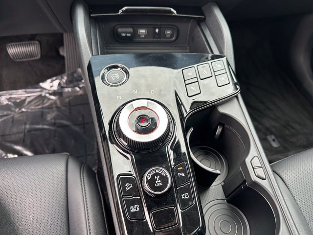 2025 Kia Sportage Hybrid SX Prestige — photo 26 of 39