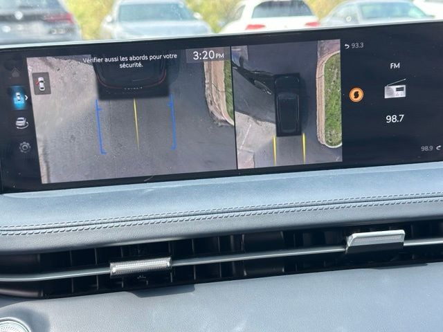 2023 Genesis GV70 2.5T — photo 30 of 37