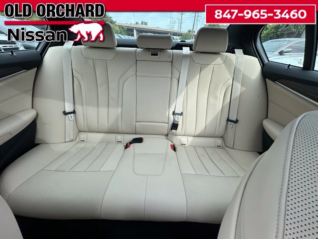 2023 BMW 5 Series 530i xDrive — photo 13 of 23